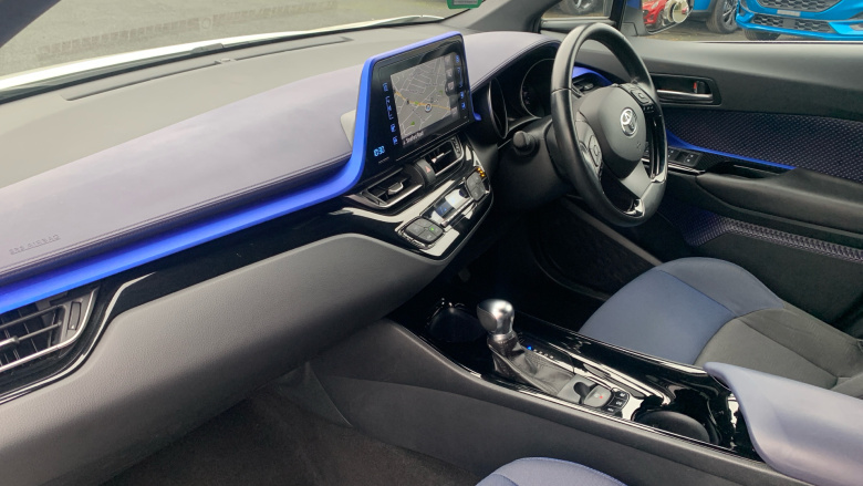 Toyota C-HR 1.8 Hybrid Dynamic 5dr CVT Hybrid Hatchback